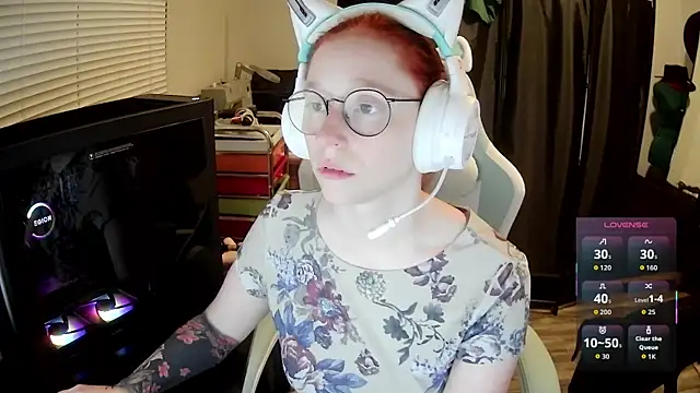 XXX chat uživo modela LilyFoxxx