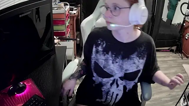 הופעת וובקאם של LilyFoxxx
