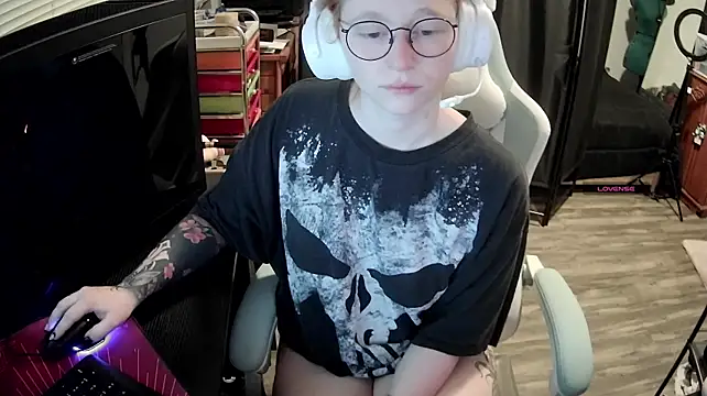 LilyFoxxx webkamerás műsora