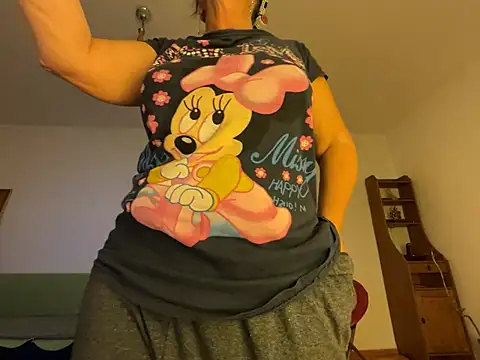 HoneyMakerr's Live XXX Chat