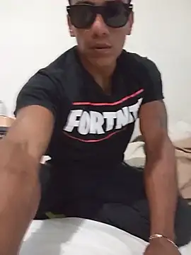 taironmm's Webcam Show