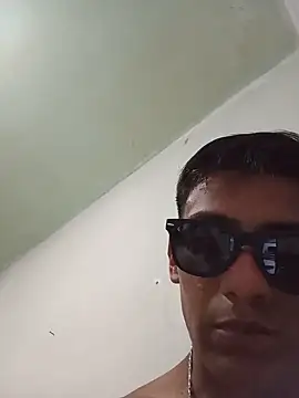Show modela taironmm na web-kameri