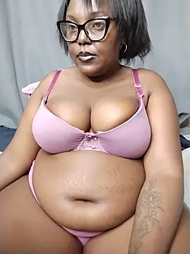 CHERRYYUMMY Adlı Modelin Canlı XXX Sohbeti