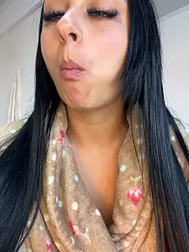 Show de bbzinharosa na webcam