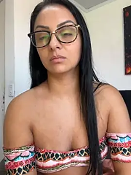 Show de bbzinharosa na webcam