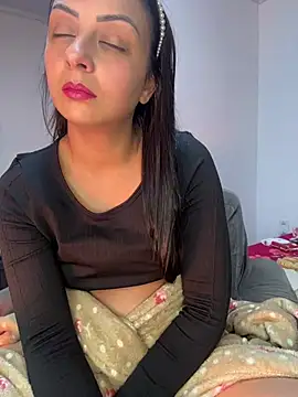 Show de bbzinharosa na webcam