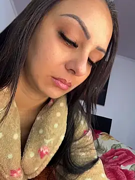 bbzinharosa Adlı Modelin Web Kamerası Şovu