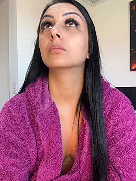 Show de bbzinharosa na webcam