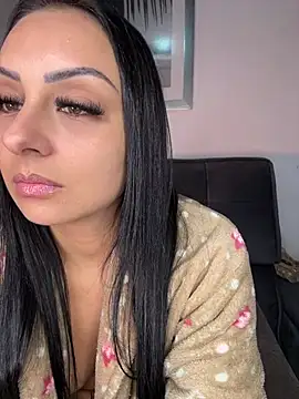 Show de bbzinharosa na webcam