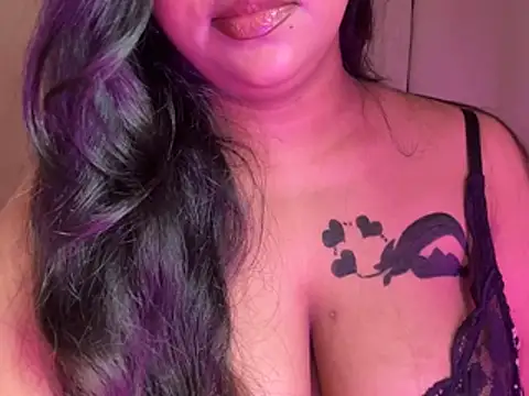 Its_cherry_magic's Webcam Show