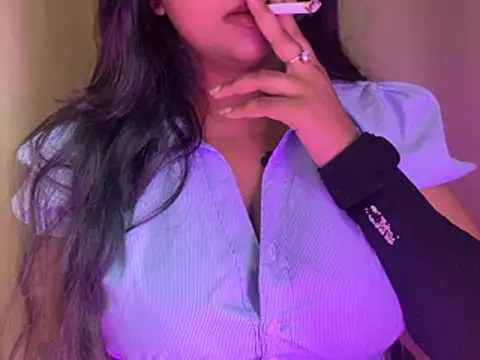 Show modela Its_cherry_magic na web-kameri