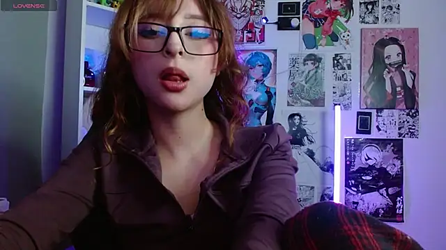 Chat +18 de CelesteAyase ao vivo