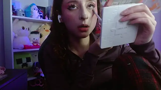 CelesteAyase Adlı Modelin Canlı XXX Sohbeti