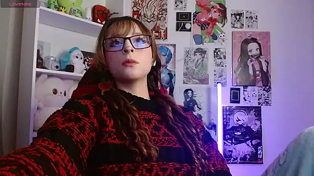 CelesteAyase Adlı Modelin Canlı XXX Sohbeti
