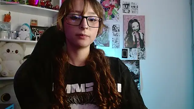 CelesteAyase Adlı Modelin Canlı XXX Sohbeti