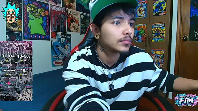 Show modela Hgp3riodictabl3 na web-kameri