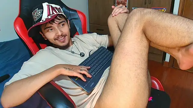 Hgp3riodictabl3 Show Webcam