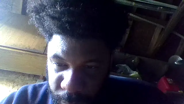dvaughn3117 Show in webcam