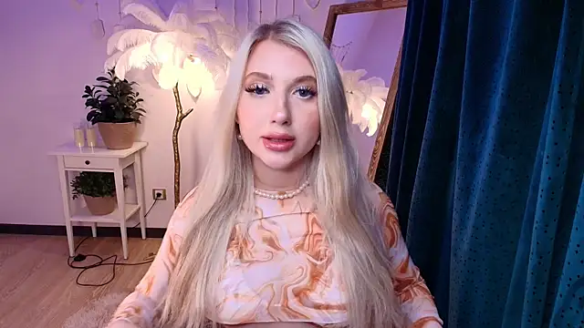 Evacadooo Chat XXX in diretta