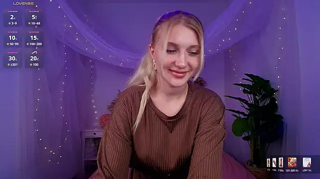 Evacadooo Webcam show