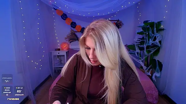 Evacadooo's Webcam Show