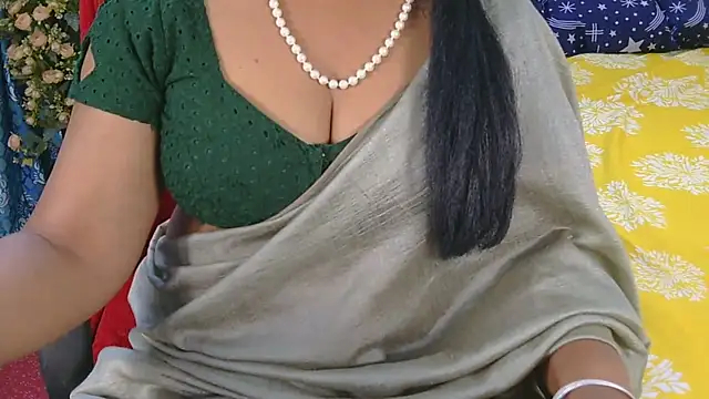 Mallu_Manishan Webbikameraesitys