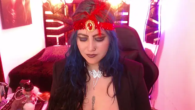 scarleth_blue Show in webcam