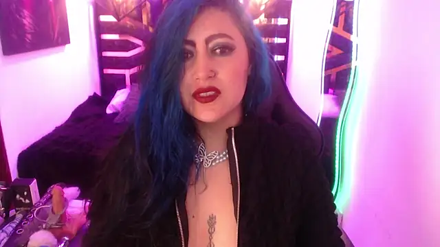 scarleth_blue's Webcam Show