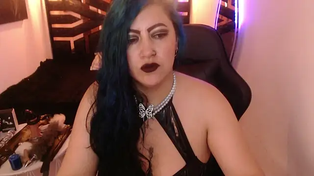scarleth_blue's Webcam Show