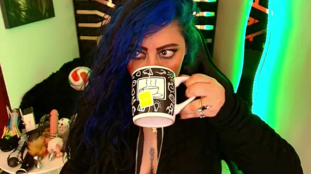 scarleth_blue's Webcam Show