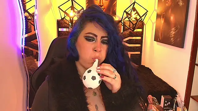 scarleth_blue's Webcam Show