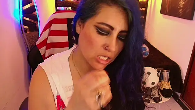 scarleth_blue's Webcam Show
