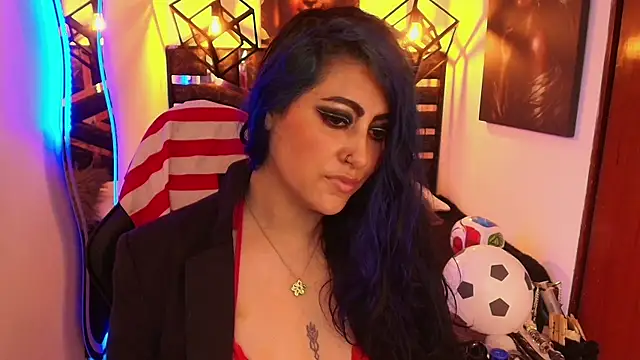 scarleth_blue's Webcam Show