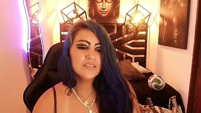 הופעת וובקאם של scarleth_blue