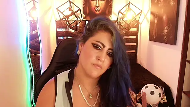 scarleth_blue's Webcam Show
