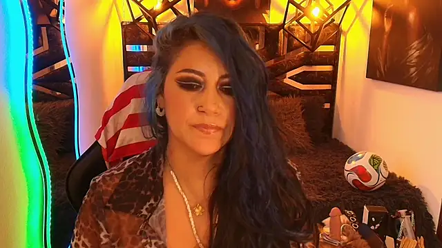 scarleth_blue's Webcam Show