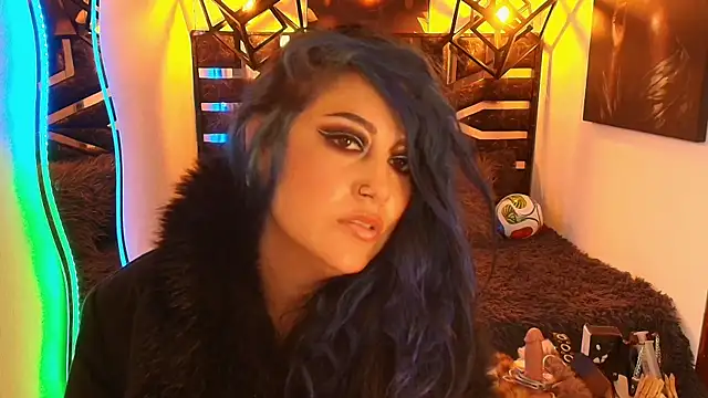 scarleth_blue Show Webcam