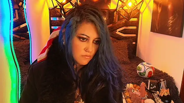 הופעת וובקאם של scarleth_blue
