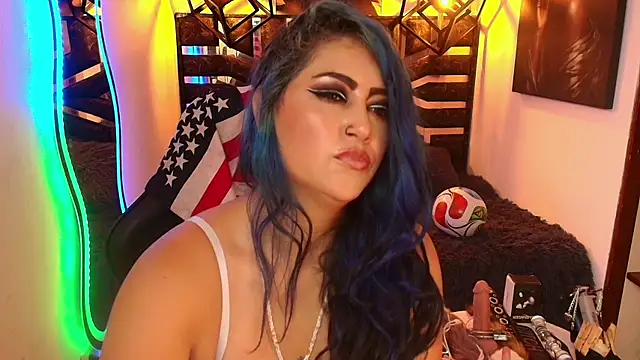 scarleth_blue's Webcam Show