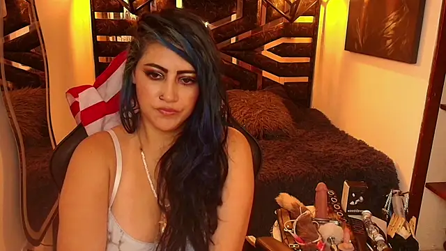 scarleth_blue's Webcam Show