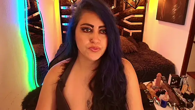 scarleth_blue's Webcam Show