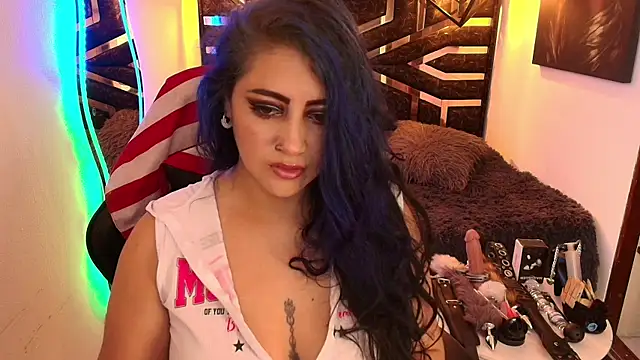 scarleth_blue Show in webcam