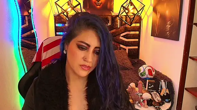 scarleth_blue's Webcam Show