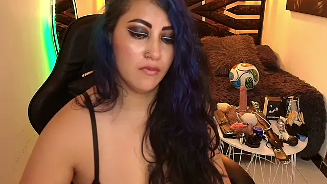 scarleth_blue's Webcam Show