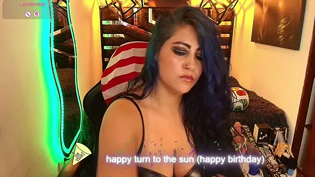 scarleth_blue's Webcam Show