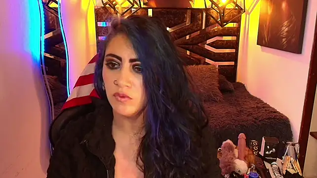 scarleth_blue's Webcam Show