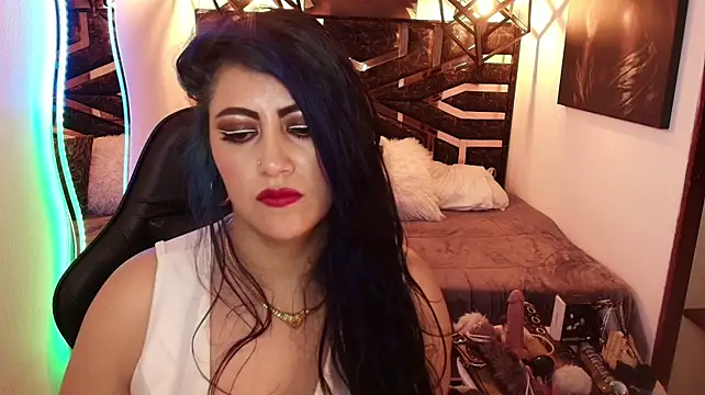 scarleth_blue's Webcam Show