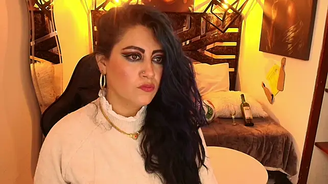 scarleth_blue's Webcam Show