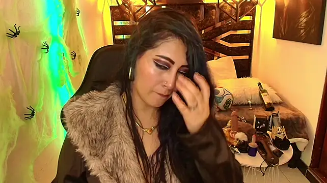 scarleth_blue Show in webcam