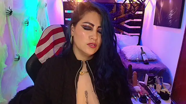 scarleth_blue's Webcam Show